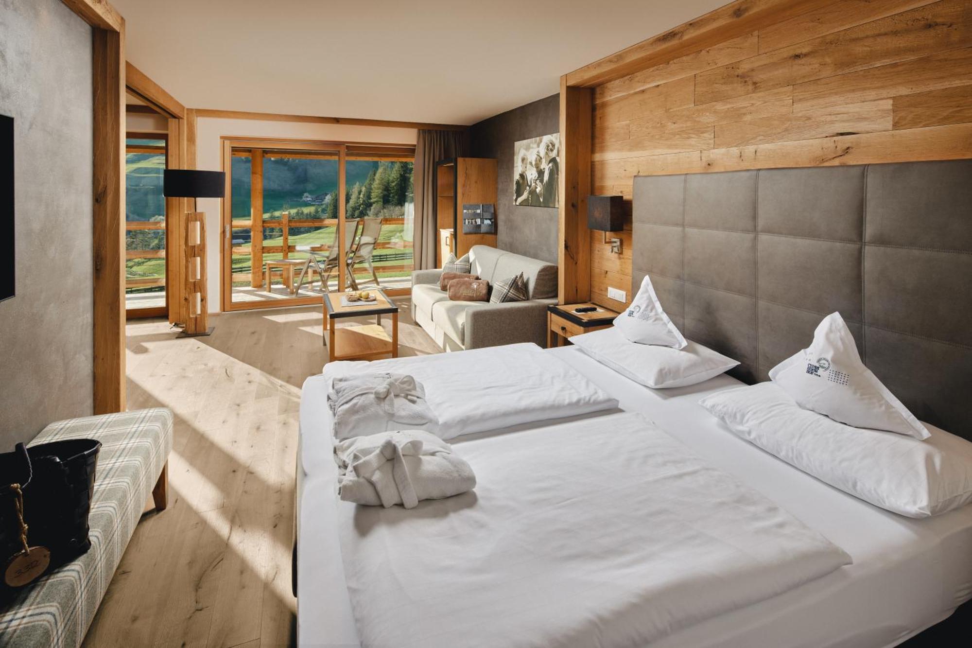 Cyprianerhof Dolomit Resort 蒂雷斯 外观 照片